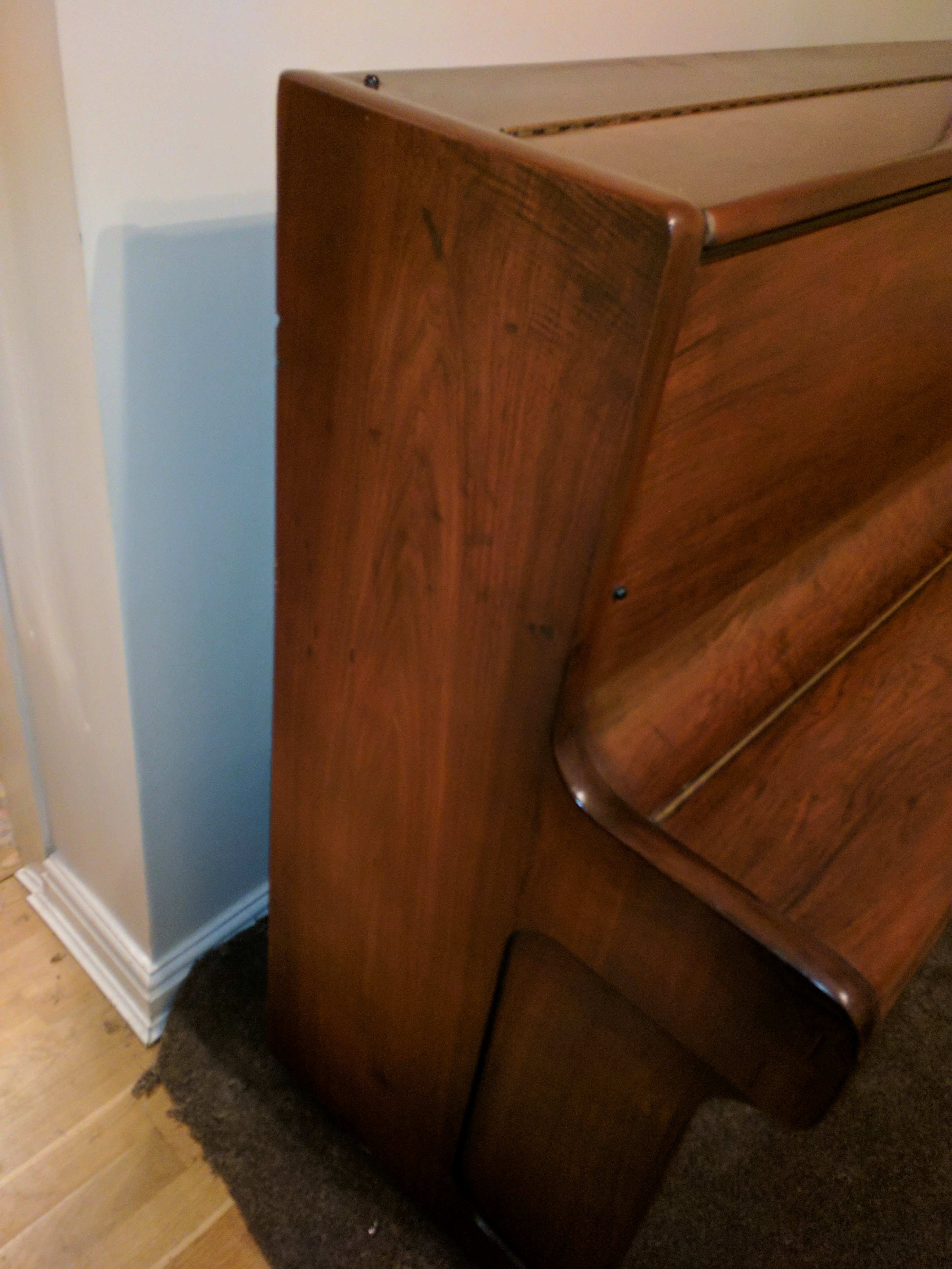 Left Side View of Marshall and Rose Piano