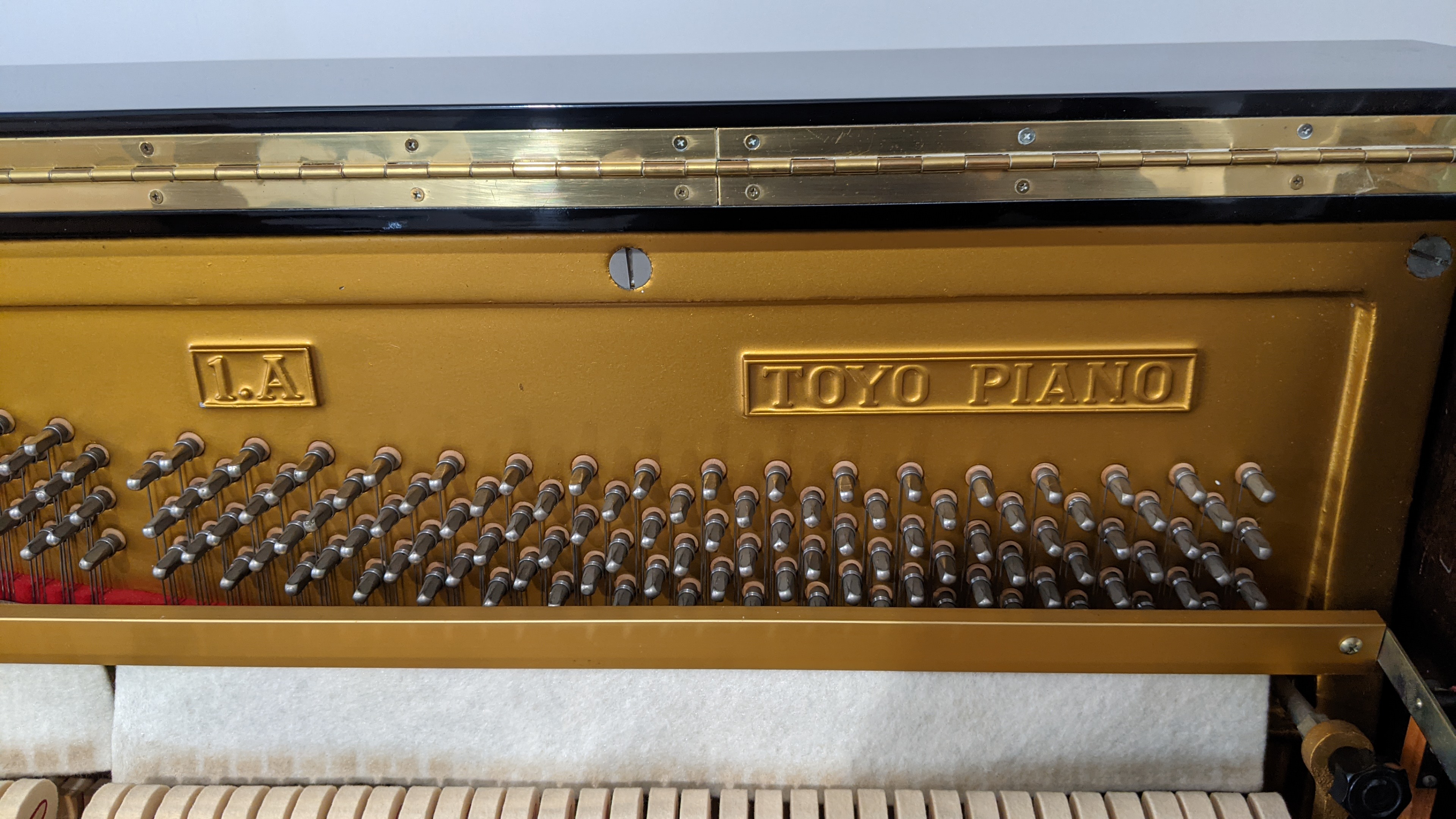 Toyo Piano c1977